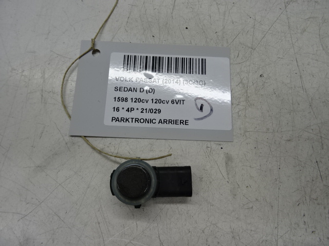 PARKEERSENSOREN ACHTER Vw PASSAT 11/14 - 19