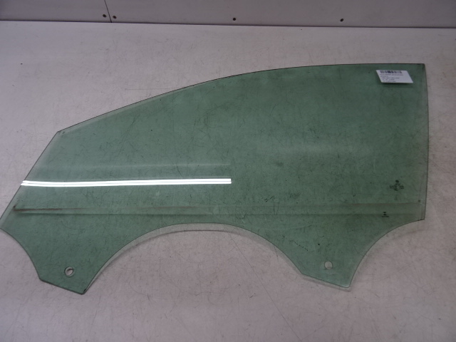 LEFT FRONT DOOR WINDOW Vw PASSAT 11/14 - 19