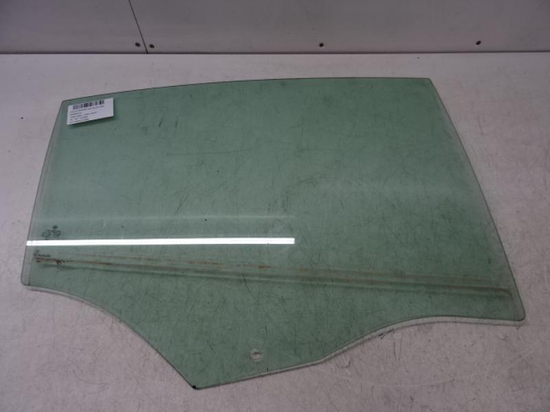 RIGHT REAR DOOR WINDOW Vw PASSAT 11/14 - 19