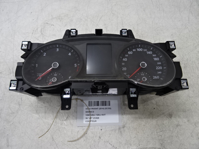 KM TELLER Vw PASSAT 11/14 - 19