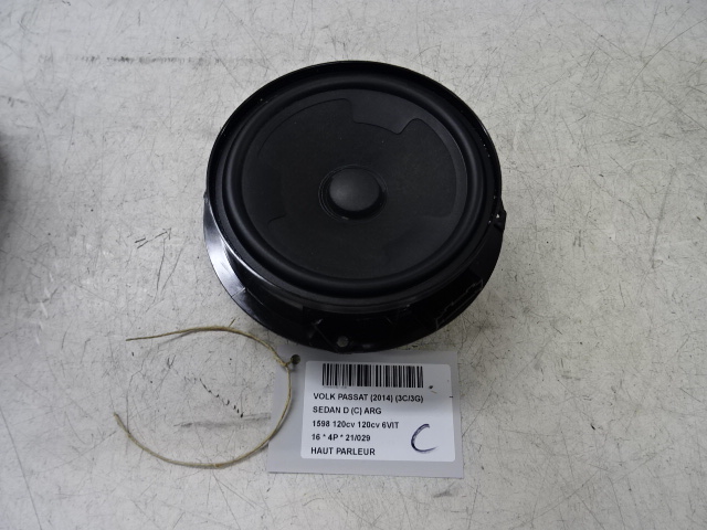 AUTOSPEAKERS Vw PASSAT 11/14 - 19