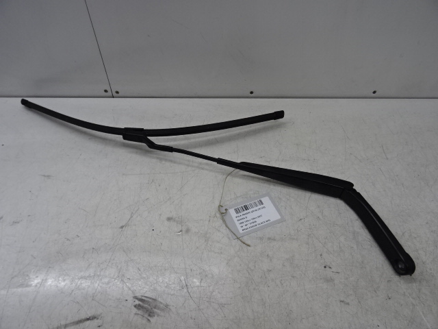RUITENWISSERARM LINKS VOOR Vw PASSAT 11/14 - 19