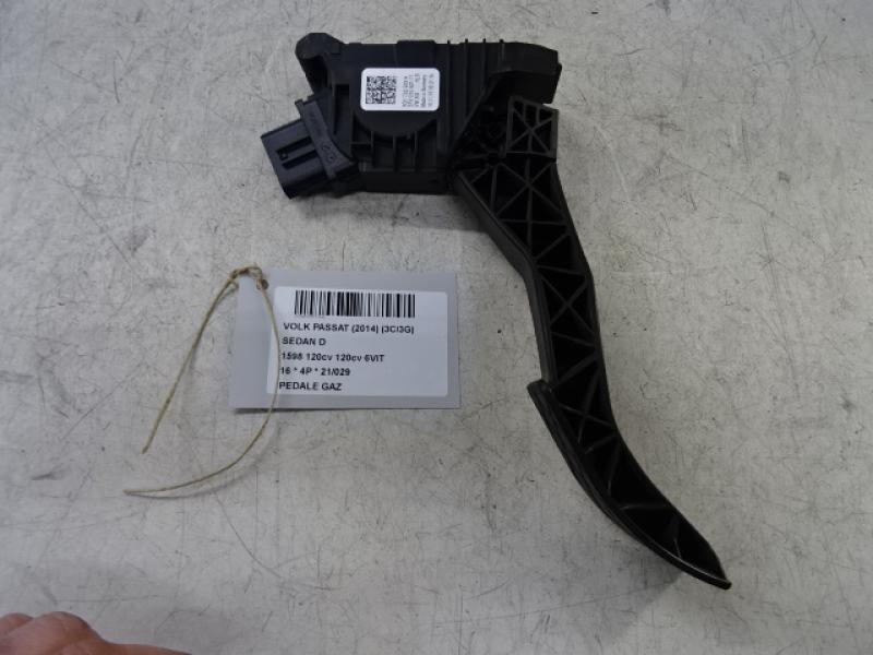 PEDALE DE GAZ Vw PASSAT 11/14 - 19