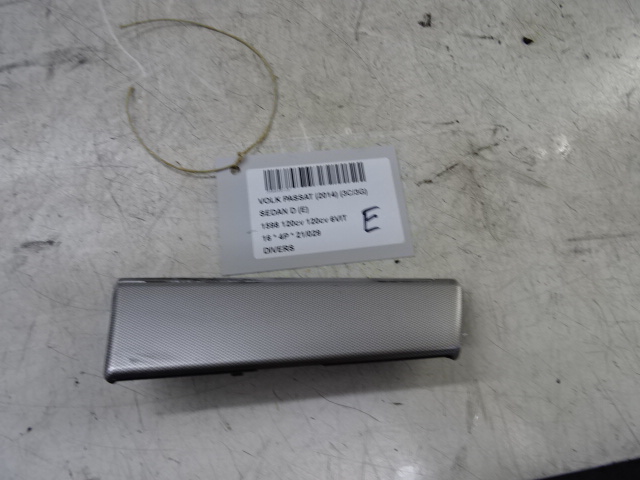 DIVERS Vw PASSAT 11/14 - 19