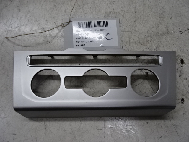 DIVERS Vw PASSAT 11/14 - 19