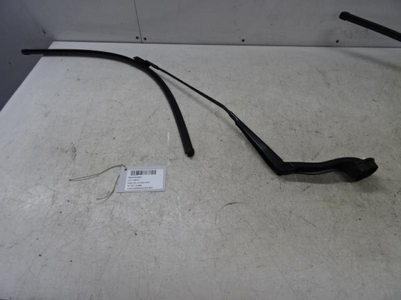 SCHEIBENWISCHERARM RECHTS HINTEN Renault SCENIC 9/16+