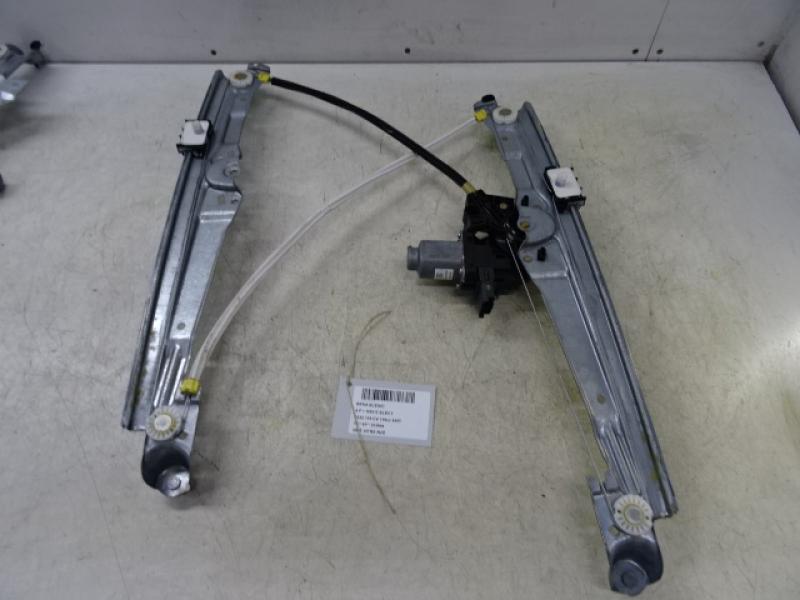 LEVE-VITRE DE PORTE AVANT DROITE Renault SCENIC 9/16+