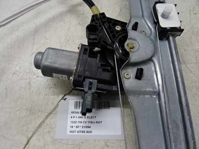 MOTEUR DE VITRE DE PORTE AVANT DROITE Renault SCENIC 9/16+
