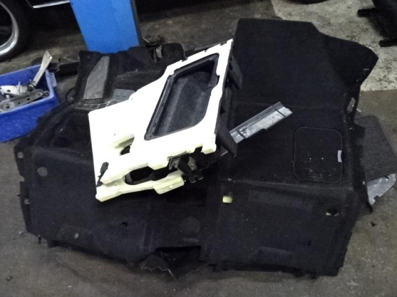 MATTEN Renault SCENIC 9/16+