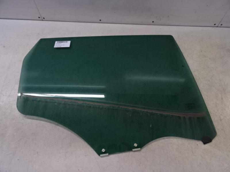 VITRE DE PORTE ARRIERE DROITE Renault SCENIC 9/16+