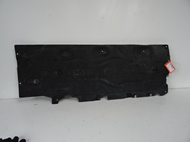 PLASTIEKE BESCHERMPLAAT ONDER AUTO LINKS Mini F56 3-portes : 11/13 >