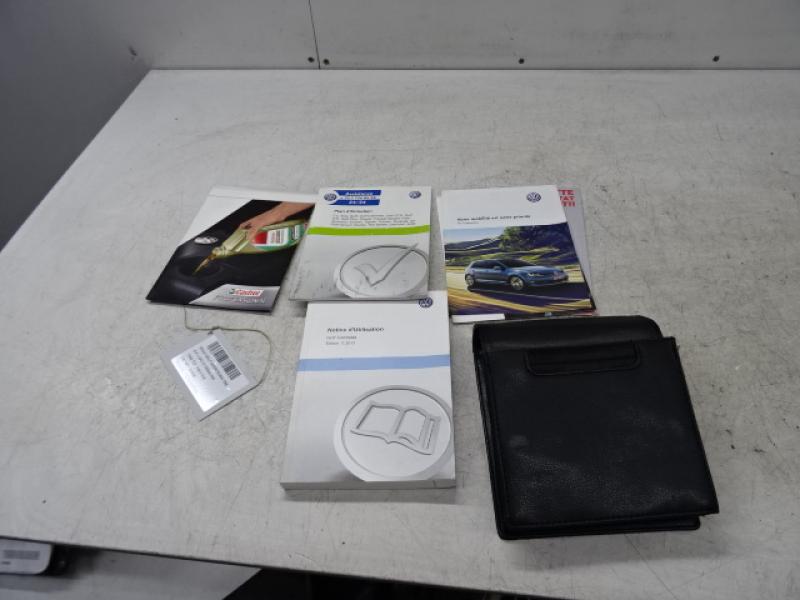 MANUEL D'UTILISATION Vw GOLF SPORTSVAN 5/14 - 10/17