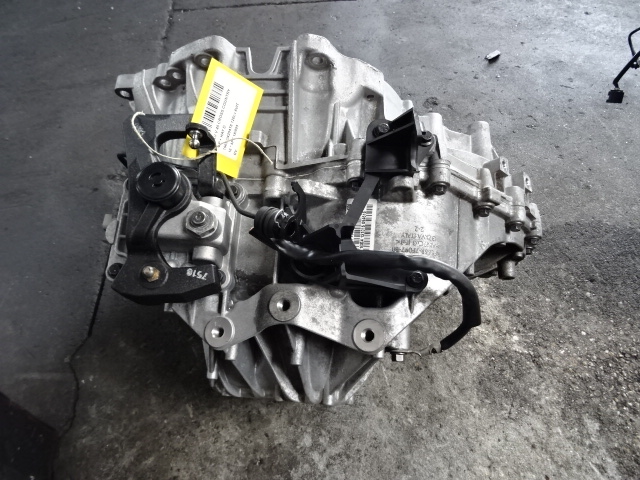 VERSNELLINGSBAK Volvo V40 03/12+