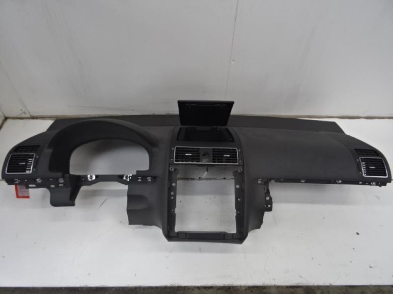 DASHBOARD Vw TOURAN 08/10 - 15