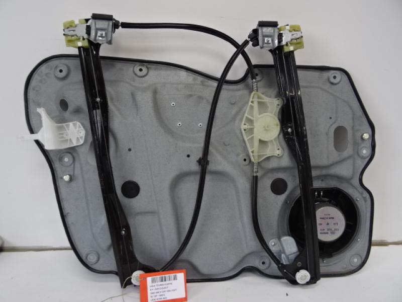 LEVE-VITRE DE PORTE AVANT DROITE Vw TOURAN 08/10 - 15