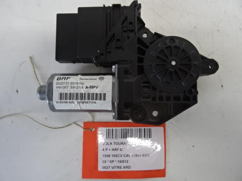 MOTEUR DE VITRE DE PORTE ARRIERE DROITE Vw TOURAN 08/10 - 15