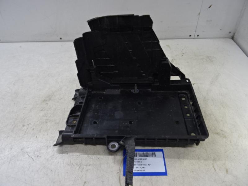 ACCU STEUN Mercedes-Benz A W177 18 - 2/23