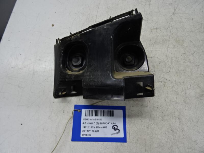 DIVERS Mercedes-Benz A W177 18 - 2/23