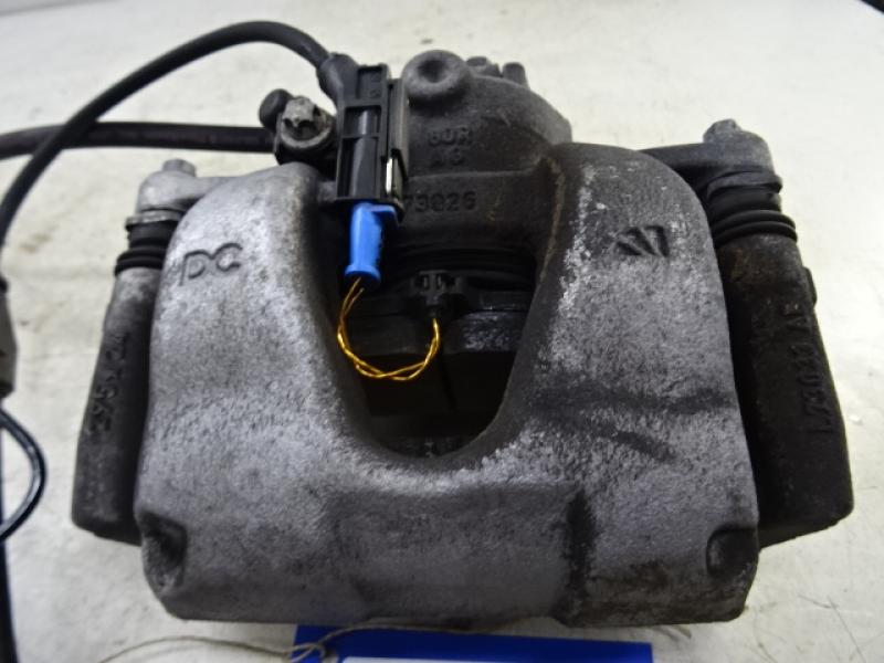 REMKLAUW VOOR RECHTS Mercedes-Benz A W177 18 - 2/23