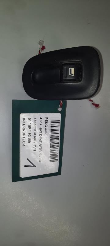 SCHAKELAAR Peugeot 306 5/97+