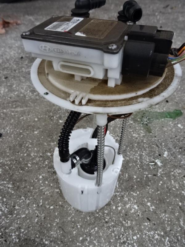 POMPE A MAZOUT Hyundai TUCSON (2) 09/15 - 09/18