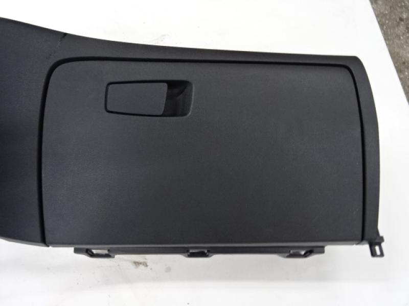 HANDSCHUHFACH Hyundai TUCSON (2) 09/15 - 09/18