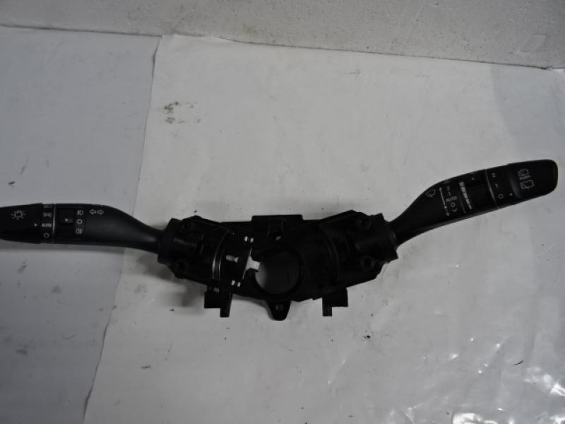 SCHAKELAAR Hyundai TUCSON (2) 09/15 - 09/18