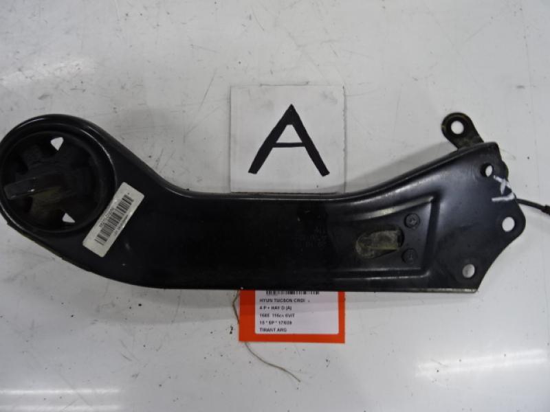 DRAAGARM ACHTER LINKS Hyundai TUCSON (2) 09/15 - 09/18