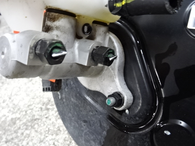 MAÎTRE CYLINDRE Hyundai TUCSON (2) 09/15 - 09/18