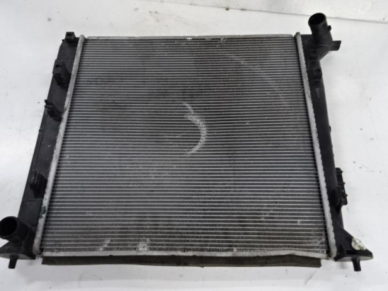 RADIATOR Hyundai TUCSON (2) 09/15 - 09/18
