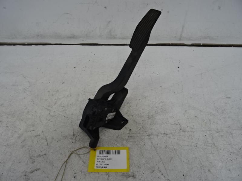 ACCELERATOR PEDAL Opel CORSA C 09/00 - 10/06