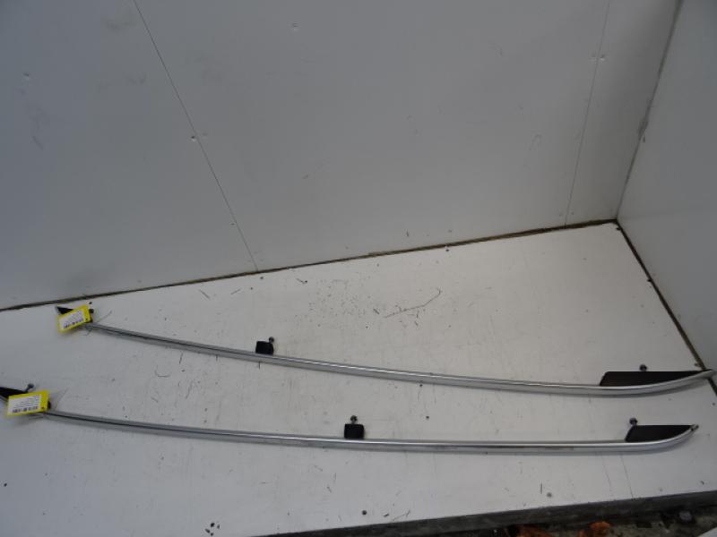DIVERS Vw TOURAN 07 - 08/10