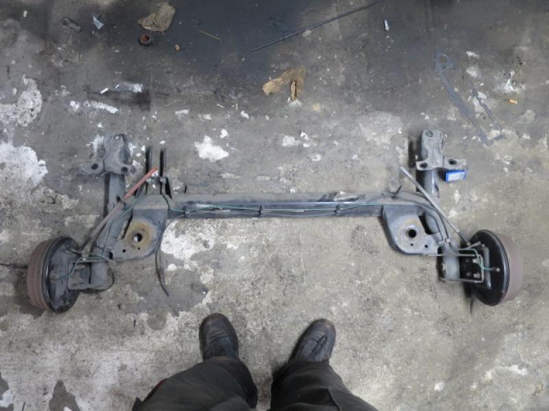 ACHTERAS Renault CLIO CAMPUS 9/05 - 12