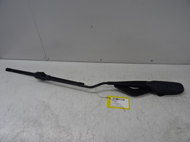 RUITENWISSERARM RECHTS VOOR Ford FOCUS C-MAX - 07