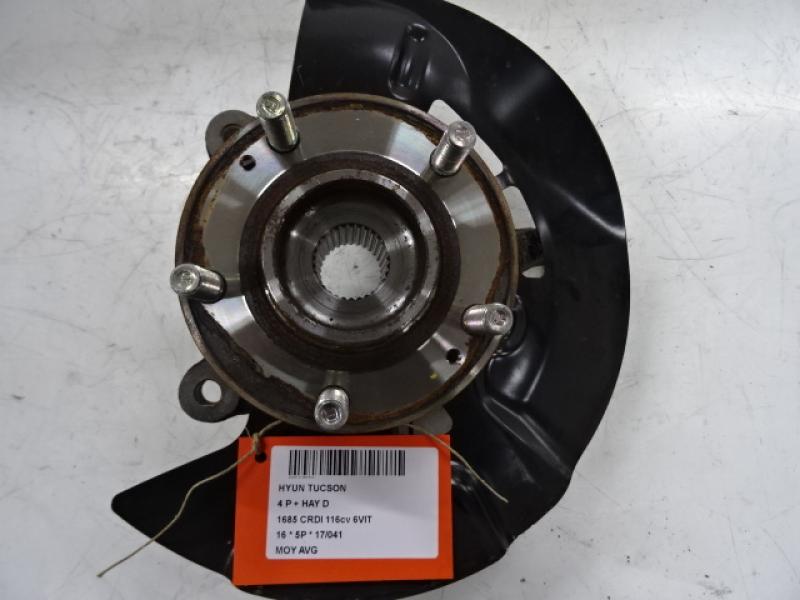 WIELNAAF VOOR LINKS Hyundai TUCSON (2) 09/15 - 09/18