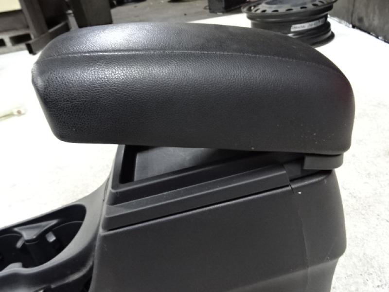 ARMLEHNE Hyundai I30 07 - 10