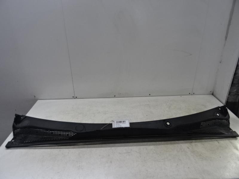 PLASTIQUE D'AUVENT Renault CAPTUR (2) 01/20+