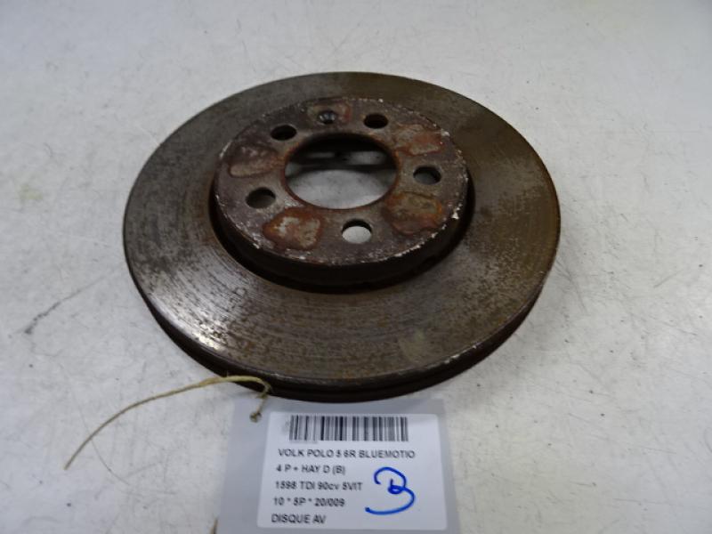 REMSCHIJF VOOR Vw POLO (6R) 6/09 - 4/14