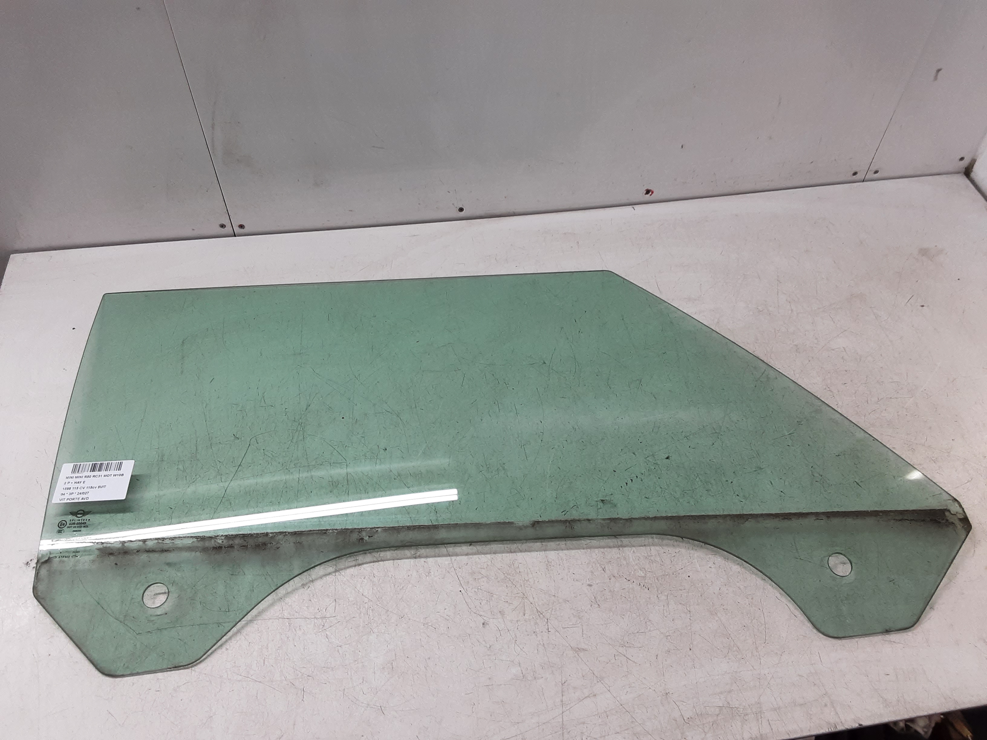 VITRE DE PORTE AVANT DROITE Mini R50:COUPE 05/01 - 10/06