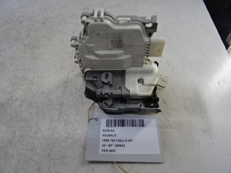 VERGRENDELING VOOR RECHTS Audi A3 4D 5/13 - 16