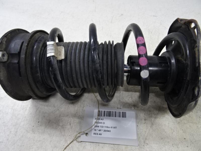 VEER VOOR Audi A3 4D 5/13 - 16