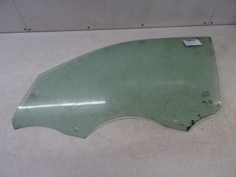 VITRE DE PORTE AVANT GAUCHE Peugeot 2008 (2) 8/19 - 5/23