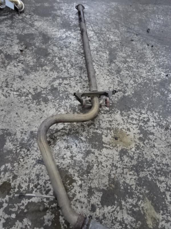 UITLAAT MIDDENDEMPER Vw SCIROCCO 08 - 14