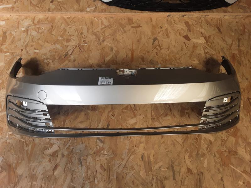 PARE-CHOCS AVANT Vw GOLF VIII 2/20+