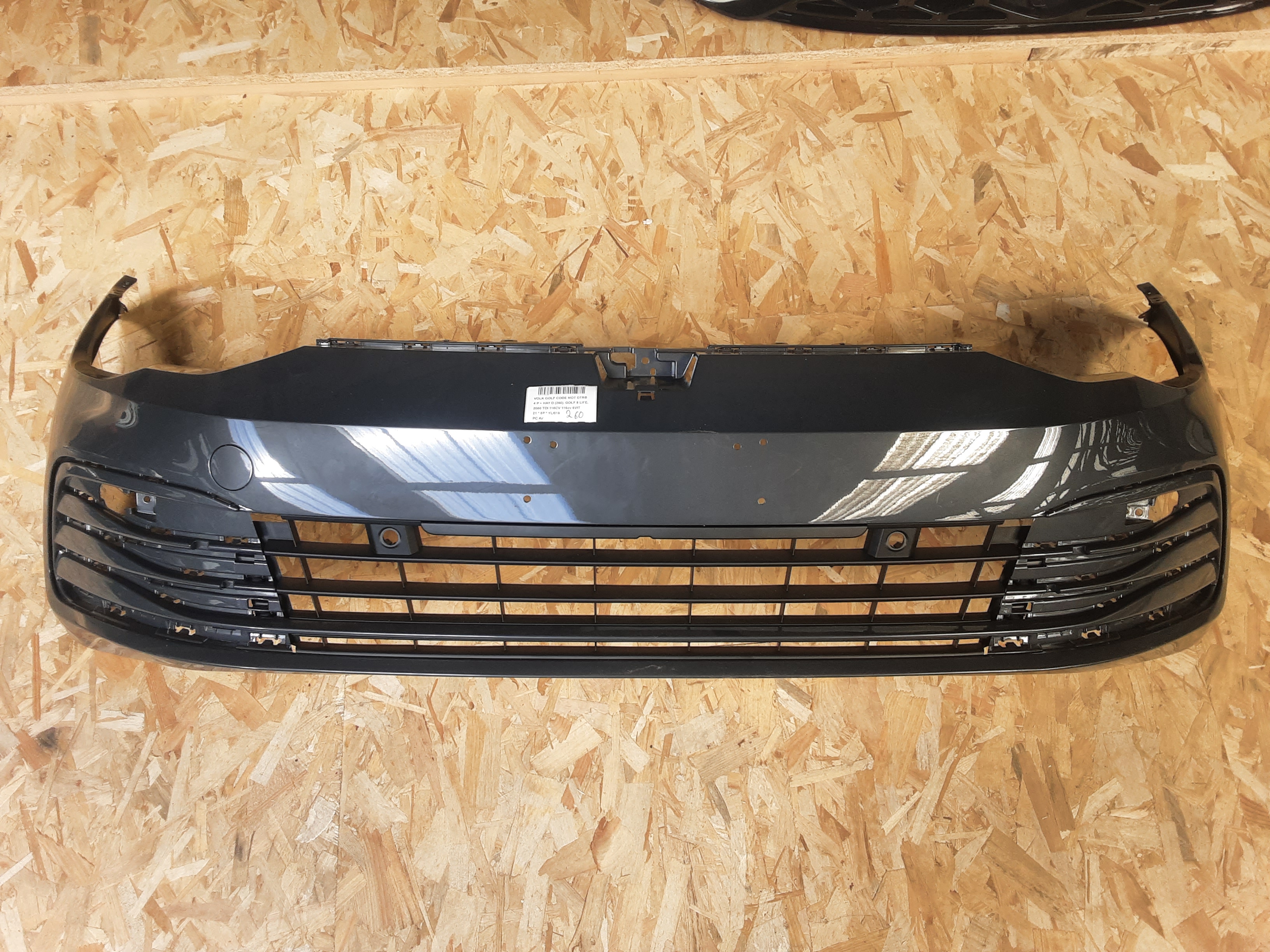 VOORBUMPER Vw GOLF VIII 2/20+