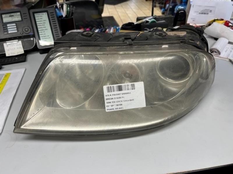 PHARE AVANT GAUCHE Vw PASSAT 10/00 - 02/05