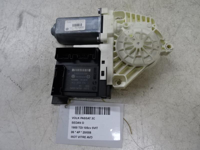 MOTOR RUITMECHANISME VOOR RECHTS Vw PASSAT 02/05 - 11/10