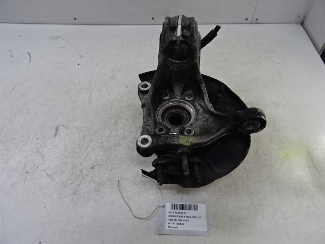 MOYEU AVANT DROIT Vw PASSAT 02/05 - 11/10