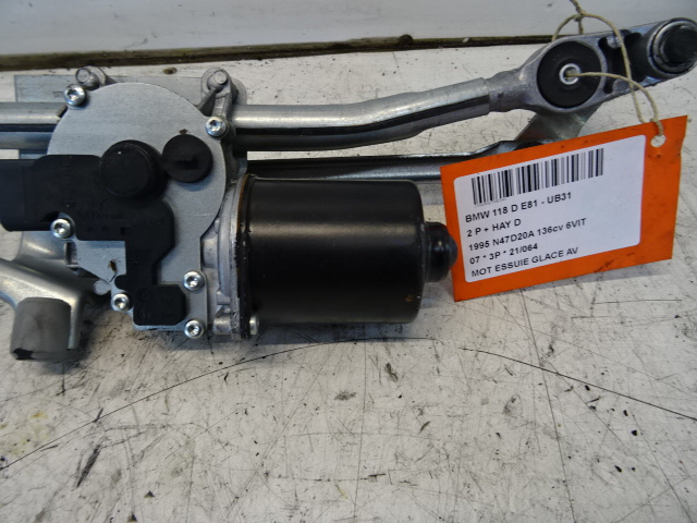 MOTEUR D&#039;ESSUIE-GLACE AVANT Bmw 1 E81/87 4/07 - 12