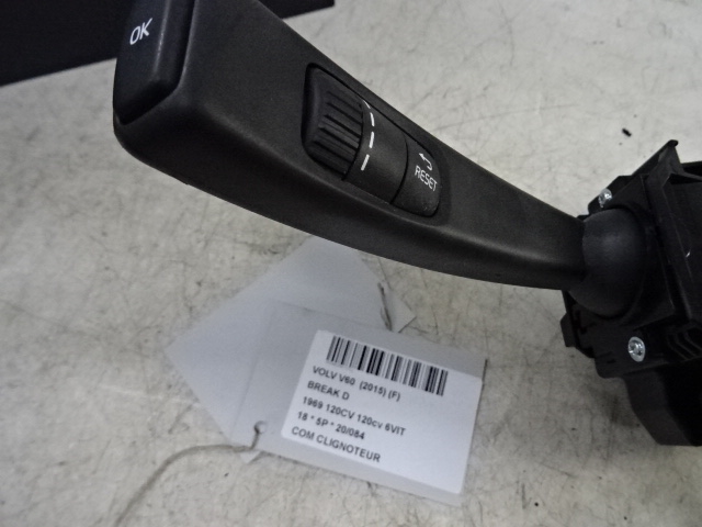 KNIPPERLICHTSCHAKELAAR Volvo V60 10/10-08/18